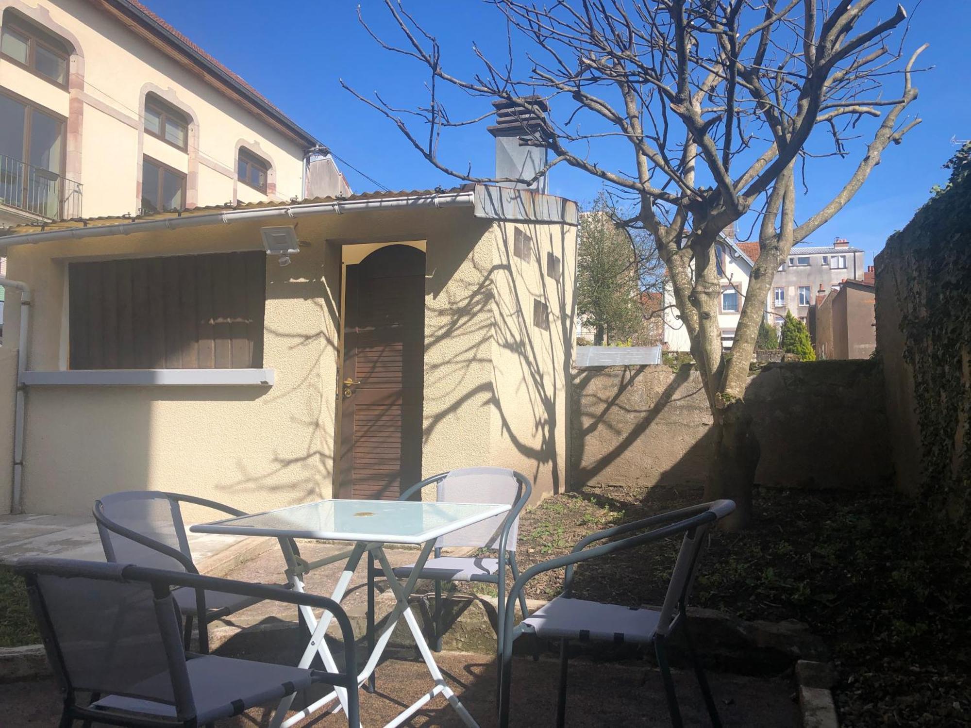 Apartmán Meubles Deco Fab - Plancha Luxeuil-les-Bains Exteriér fotografie